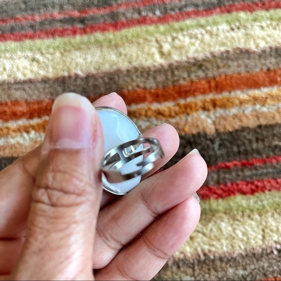 Mother of Pearl and Silver pendant and ring set - Picture 4 of 8